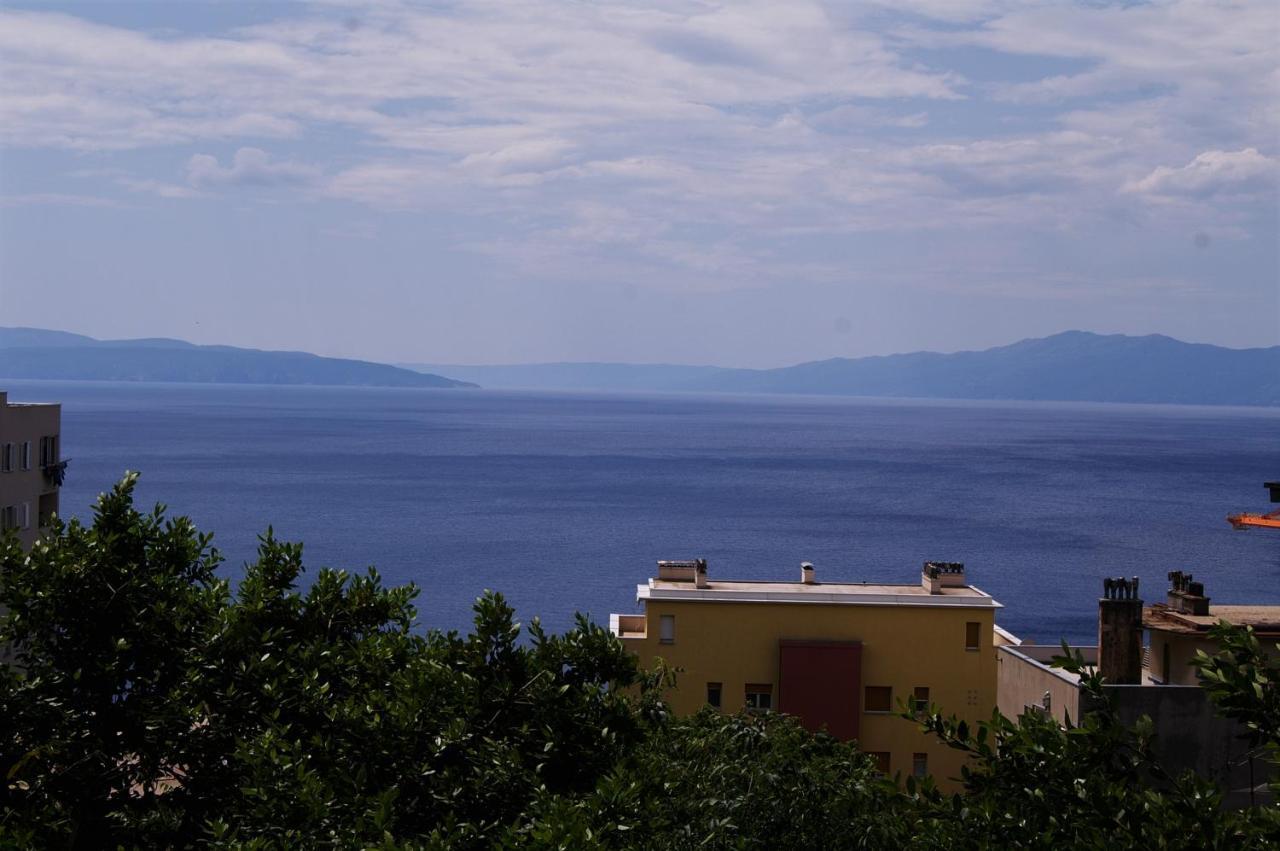 Sea Flower Apartment Rijeka Luaran gambar