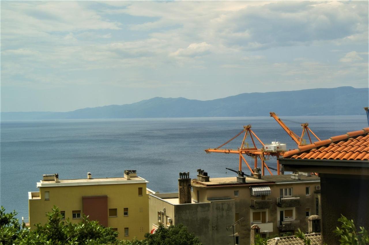 Sea Flower Apartment Rijeka Luaran gambar