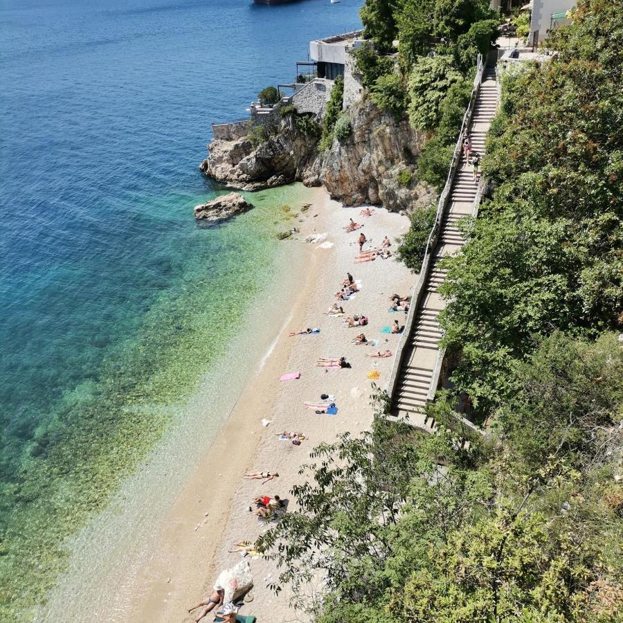 Sea Flower Apartment Rijeka Luaran gambar